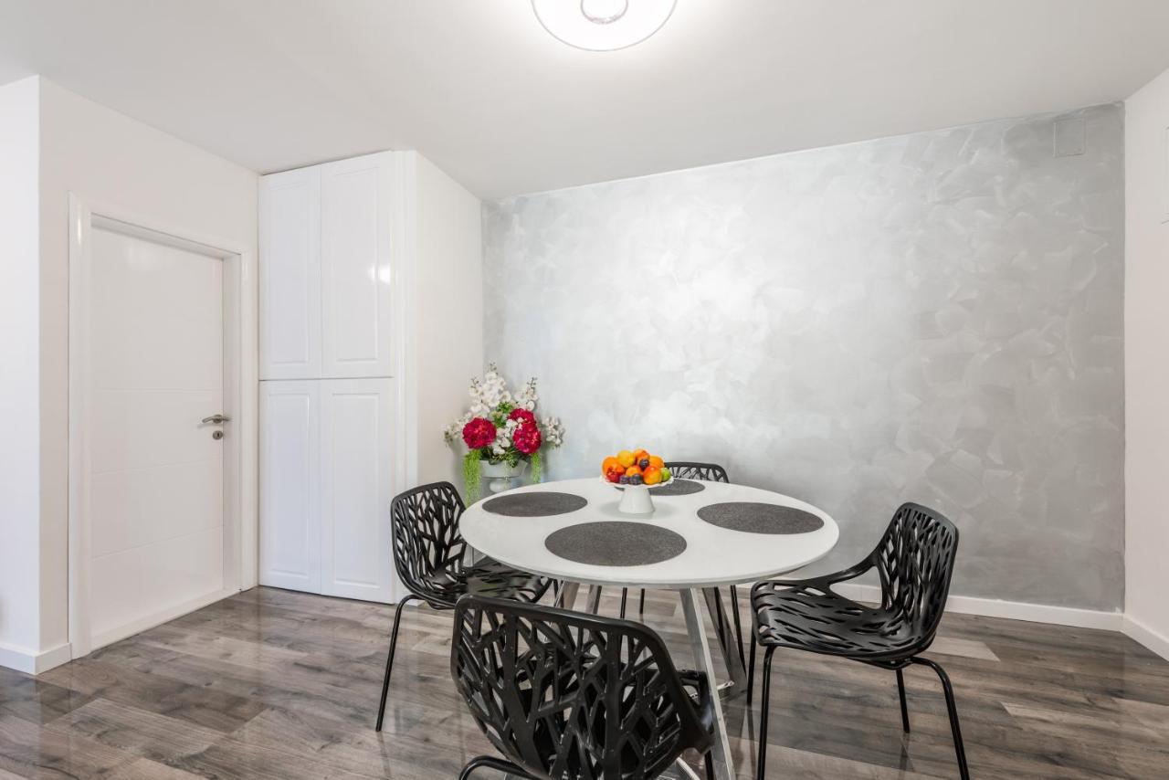 Porta Aurea Di Spalato, Luxury Apartment Exterior photo